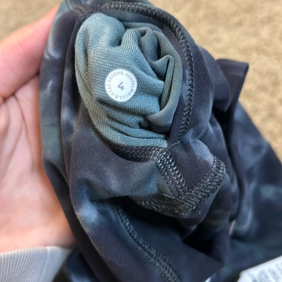 Cropped lululemon align leggings - Picture 3 of 11